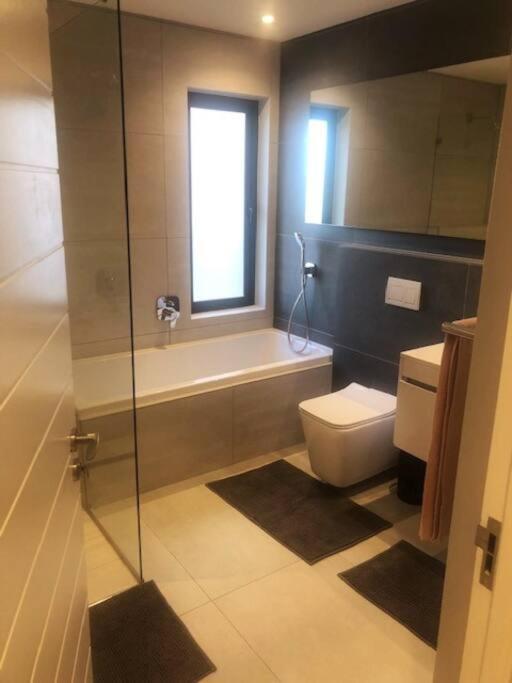 Apartamento 35 On Main - 205 *